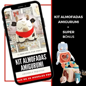 O Livro Kit Almofadas Amigurumis Passo a Passo Funciona? Sim, o Livro Kit Almofadas Amigurumis Passo a Passo funciona. O livro ensina a criar almofadas usando a técnica de crochê Amigurumi. Ele oferece mais de 20 modelos diferentes de almofadas, cada um com receitas detalhadas, gráficos e imagens ilustrativas que orientam o processo de criação passo a passo. O Livro Kit Almofadas Amigurumis Passo a Passo Vale a Pena? Sim, o Livro Kit Almofadas Amigurumis Passo a Passo vale a pena. O livro oferece um conjunto de instruções detalhadas para criar almofadas usando a técnica de crochê Amigurumi, junto com bônus adicionais e garantias de segurança e satisfação. É projetado para atrair pessoas interessadas em crochê, artesanato e criação de almofadas únicas usando essa técnica.