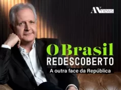 O Brasil Redescoberto Funciona? Sim, O Brasil Redescoberto funciona. O curso tem como objetivo oferecer uma abordagem mais crítica e aprofundada sobre a história da República, contrapondo-se à visão tradicional e superficial encontrada em muitos livros didáticos. O criador do curso expressa a insatisfação com a forma como a história é comumente apresentada, descrevendo-a como mal contada, com ênfase em datas, nomes, heróis imaginários, bravatas inexistentes e imagens fantasiosas. O Brasil Redescoberto Vale a Pena? Sim, O Brasil Redescoberto vale a pena. A ênfase na necessidade de entender a origem do país para compreender a identidade nacional e direção futura demonstra que o curso vale a pena para aqueles que desejam compreender os verdadeiros fatos da história da República brasileira. Para quem O Brasil Redescoberto é Bom? Aqueles que desejam uma compreensão mais aprofundada e crítica da história da República brasileira; Estudantes; Profissionais da área; Qualquer pessoa interessada em explorar uma perspectiva mais rica e contextualizada sobre a formação e evolução do Brasil como uma república. 