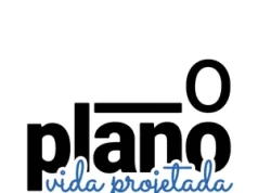 O Plano Vida Projetada Funciona? Sim, o Plano Vida Projetada funciona. Embarcar em uma jornada de crescimento pessoal e profissional é um desafio que exige mais do que apenas motivação. É necessário um método prático, estruturado e eficiente para alcançar resultados. E é exatamente isso que O Plano oferece: um treinamento único que combina técnicas inovadoras de design com o planejamento de vida e carreira. O Plano é baseado na poderosa metodologia de "Designing Your Life", desenvolvida por Dave Evans (da Electronic Arts) e Bill Burnett (da Apple), ambos com vasta experiência em design e inovação. Esses princípios têm ajudado milhares de pessoas, inclusive mais de 2.000 alunos em Stanford, a moldar suas vidas de maneira mais satisfatória e equilibrada. O Plano Vida Projetada Vale a Pena? Sim, o Plano Vida Projetada vale a pena. Com mais de 16 anos de experiência em design e resolução de problemas, e aplicando esses conhecimentos por mais de 14 anos em minha própria trajetória, criei O Plano para compartilhar as ferramentas que me ajudaram a projetar uma vida com propósito e sucesso. Meu nome é Alisson Idaló, e o método que ensino neste curso é o mesmo que utilizo para alinhar meus objetivos pessoais e profissionais, ajudando a superar desafios e a encontrar um caminho claro para o futuro. Neste curso, você vai aprender a usar os princípios do design para resolver problemas complexos e aplicá-los diretamente no planejamento da sua vida e carreira. O treinamento é estruturado para ser prático e transformador, fornecendo uma abordagem criativa e eficiente para alcançar suas metas. Se você está pronto para uma mudança real, venha conhecer O Plano e descubra como projetar uma vida cheia de realização e sucesso. Para quem o Plano Vida Projetada é Bom? Profissionais em transição de carreira: Pessoas que estão buscando uma mudança na trajetória profissional, seja para encontrar mais realização ou para se adaptar às demandas do mercado. Jovens adultos em início de carreira: Aqueles que estão entrando no mercado de trabalho e querem um guia prático e estruturado para tomar decisões sobre suas escolhas profissionais e pessoais. Empreendedores: Pessoas que estão iniciando ou desenvolvendo seus próprios negócios e precisam de uma abordagem inovadora para planejar seu futuro e superar desafios. Indivíduos em busca de realização pessoal: Aqueles que, independentemente da carreira, desejam projetar uma vida que traga mais sentido, equilíbrio e satisfação. Pessoas com dificuldade em planejar o futuro: Aqueles que se sentem estagnados, perdidos ou confusos sobre como estruturar seus planos de vida e carreira de forma eficiente e prática. Estudantes universitários ou recém-formados: Jovens que estão definindo suas primeiras escolhas profissionais e pessoais, e que querem evitar decisões impulsivas ou sem planejamento adequado.